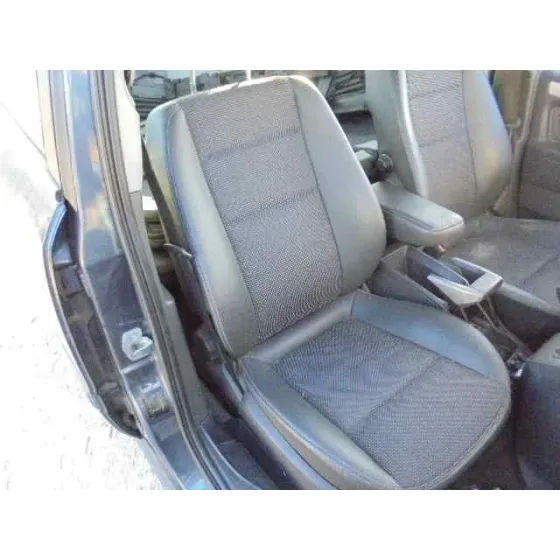 OPEL ZAFIRA B '2011 COSMO GRIS OSCURO