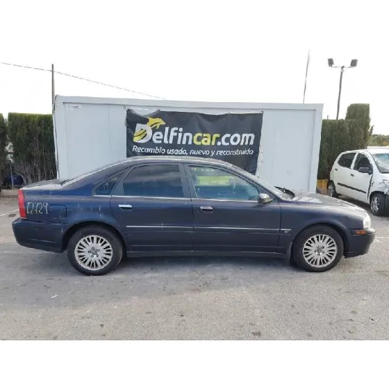 VOLVO S80 BERLINA '2004 2.4 (125KW) AZUL