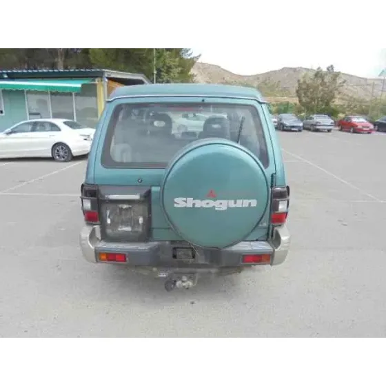 MITSUBISHI MONTERO (V20/V40) '1998 2800 TD GLS (5-PTAS.) VERDE