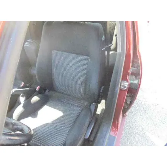 VOLKSWAGEN BORA BERLINA (1J2) '1999 HIGHLINE GRANATE