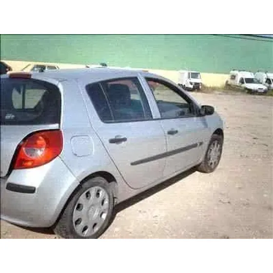RENAULT CLIO III '2005 CONFORT DYNAMIQUE GRIS