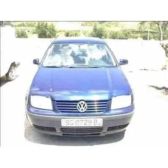 VOLKSWAGEN BORA BERLINA (1J2) '1998 1.6 AZUL