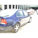 VOLKSWAGEN BORA BERLINA (1J2) VOLKSWAGEN BORA BERLINA (1J2) '1998 1.6 AZUL 1998