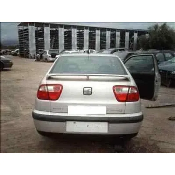 SEAT CORDOBA BERLINA (6K2) '1999 SPORT GRIS