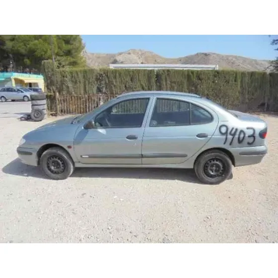 RENAULT MEGANE I CLASSIC (LA0) '1999 1.6 RN GRIS OSCURO