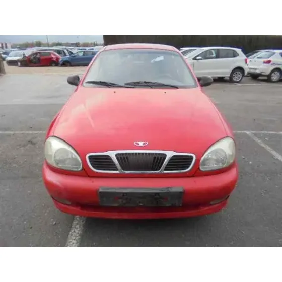 DAEWOO LANOS '1999 SE ROJO