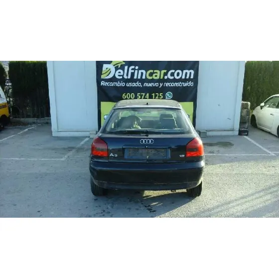 AUDI A3 (8L) '1999 1.8 ATTRACTION AZUL