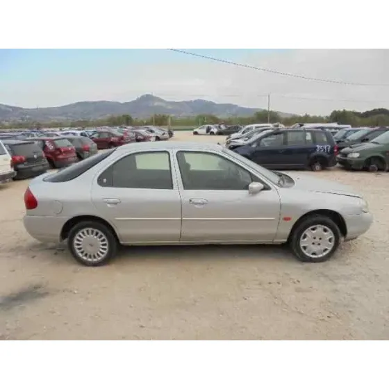 FORD MONDEO BERLINA (GD) '1999 GHIA GRIS