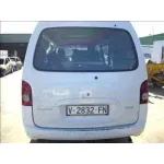 HYUNDAI H 100 HYUNDAI H 100 '1996 2.5 DIESEL BLANCO 1994