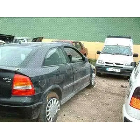 OPEL ASTRA G BERLINA '1998 COMFORT NEGRO