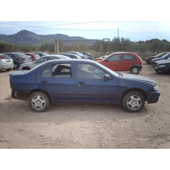 NISSAN ALMERA (N15) '1998 GX AZUL