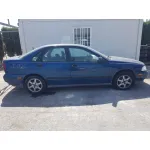 VOLVO S40 BERLINA '1996 1.8 EVOLUTION AZUL