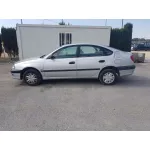 TOYOTA AVENSIS BERLINA (T 22) '1999 2.0 TD LUNA (5-PTAS.) GRIS