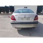 TOYOTA AVENSIS BERLINA (T 22) '1999 2.0 TD LUNA (5-PTAS.) GRIS