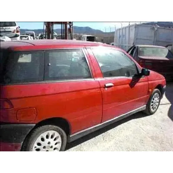 ALFA ROMEO 145 '1997 1.6 T.SPARK ROJO