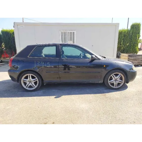 AUDI A3 (8L) '1998 1.9 TDI ATTRACTION NEGRO
