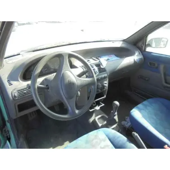 FIAT PUNTO BERLINA (176) '1998 55 S VERDE