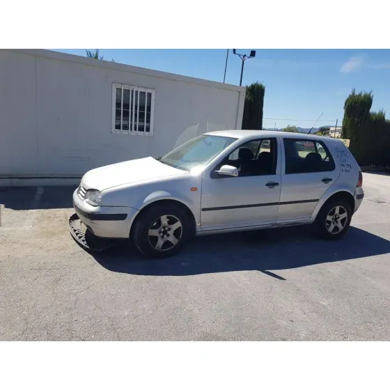 VOLKSWAGEN GOLF IV BERLINA (1J1) '2000 CONCEPTLINE GRIS