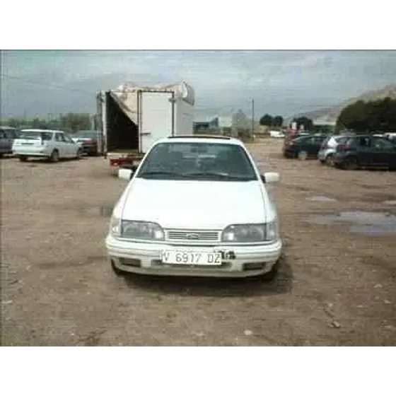 FORD SIERRA BERLINA '1990 2.0 CAT INYECTOR BLANCO