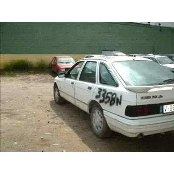 FORD SIERRA BERLINA '1990 2.0 CAT INYECTOR BLANCO