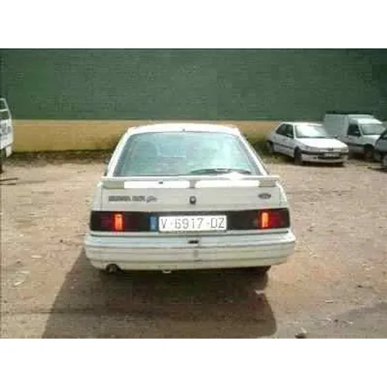 FORD SIERRA BERLINA '1990 2.0 CAT INYECTOR BLANCO