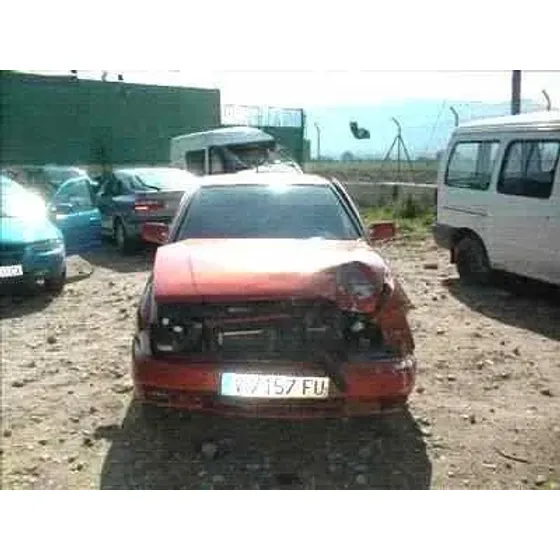 SEAT CORDOBA BERLINA (6K2) '1995 SX NARANJA