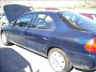 FORD MONDEO BERLINA (GD) FORD MONDEO BERLINA (GD) '1997 2.0 16V CAT AZUL 1996