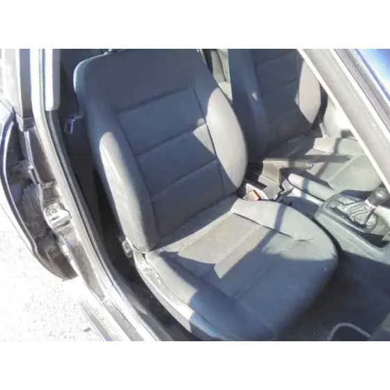 AUDI A4 BERLINA (B5) '1999 1.8 AZUL