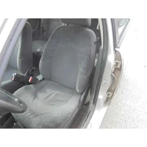 MG ROVER SERIE 200 (RF) '1999 220 SD (5-PTAS.) GRIS