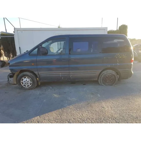 HYUNDAI H 1 STAREX '2000 H 1 STAREX TD AZUL