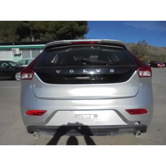 VOLVO V40 '2013 MOMENTUM GRIS