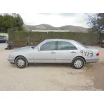 MERCEDES-BENZ CLASE E (W210) BERLINA MERCEDES CLASE E (W210) BERLINA '1997 240 (210.061) GRIS 1997