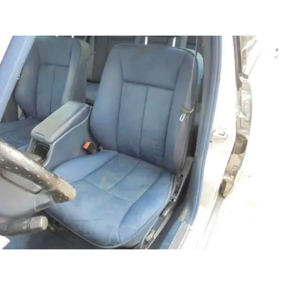 MERCEDES CLASE E (W210) BERLINA '1997 240 (210.061) GRIS