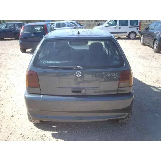 VOLKSWAGEN POLO BERLINA (6N1) '1994 BASICO GRIS OSCURO