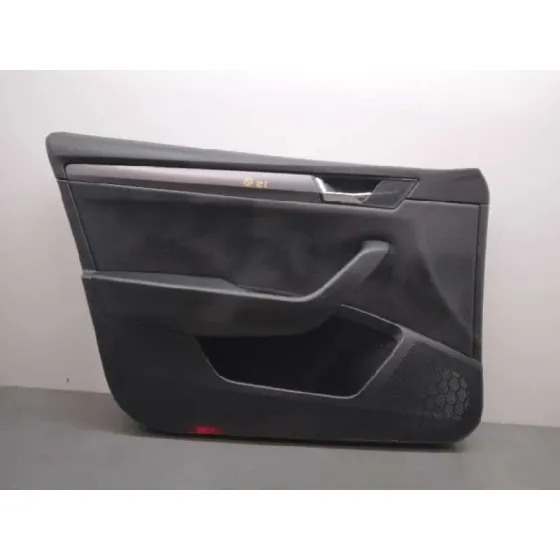 Guarnecido Puerta Delantera Izquierda para Skoda Superb (3V3)