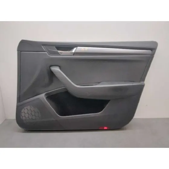 Guarnecido Puerta Delantera Derecha para Skoda Superb (3V3)