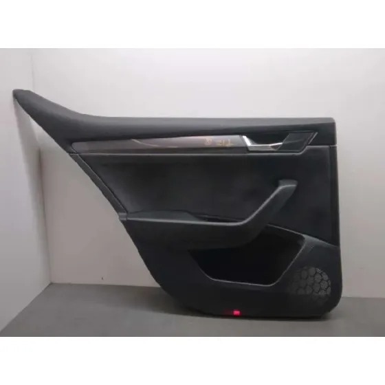 Guarnecido Puerta Trasera Izquierda para Skoda Superb (3V3)