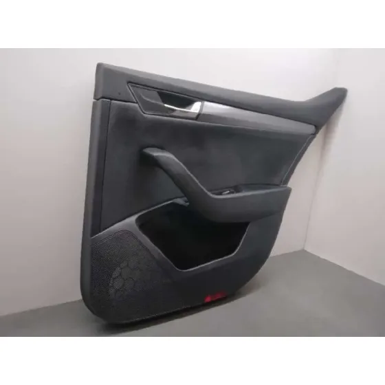Guarnecido Puerta Trasera Derecha para Skoda Superb (3V3)
