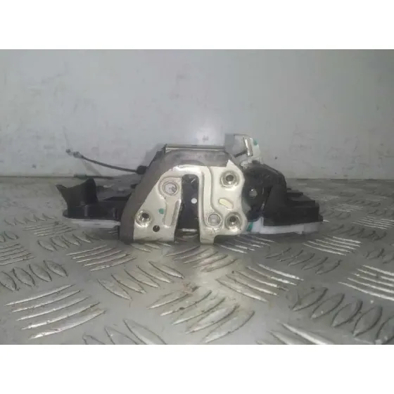 Cerradura Puerta Delantera Derecha para Toyota Corolla (E21)