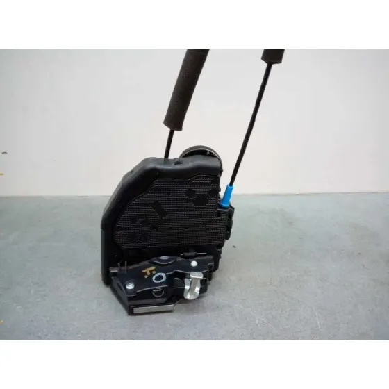Cerradura Puerta Trasera Derecha para Toyota Corolla (E21)