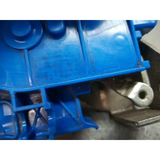 Cerradura Puerta Delantera Derecha para Fiat 500 L (330)