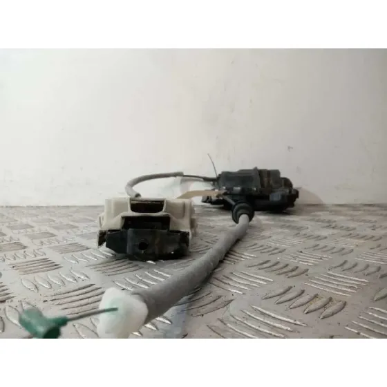 Cerradura Puerta Delantera Derecha para Skoda Superb (3V3)