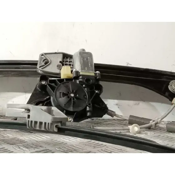 Elevalunas Delantero Izquierdo para Skoda Superb (3V3)