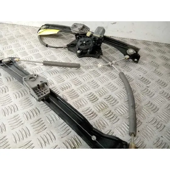 Elevalunas Delantero Izquierdo para Skoda Superb (3V3)