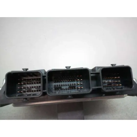 Centralita Motor Uce para Ford Focus Lim. (Cb4)