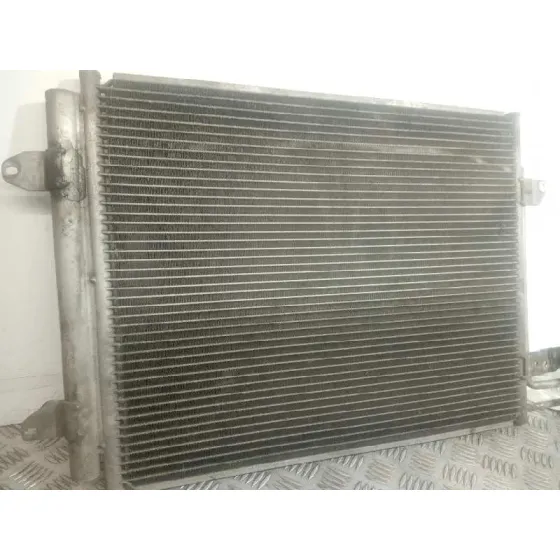 Condensador / Radiador Aire Acondicionado para Volkswagen Touran (1T1)