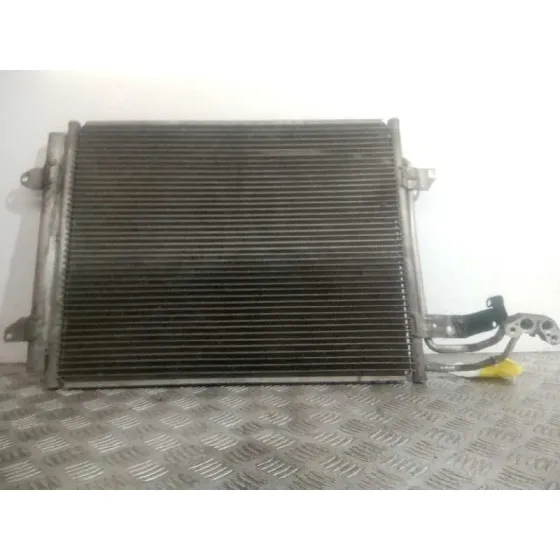 Condensador / Radiador Aire Acondicionado para Volkswagen Touran (1T1)