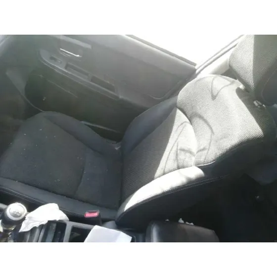 Asiento Delantero Derecho para Subaru Xv