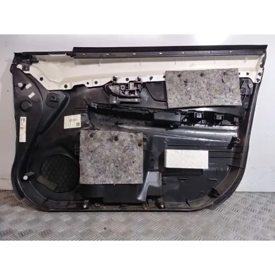 Guarnecido Puerta Delantera Izquierda para Subaru Xv