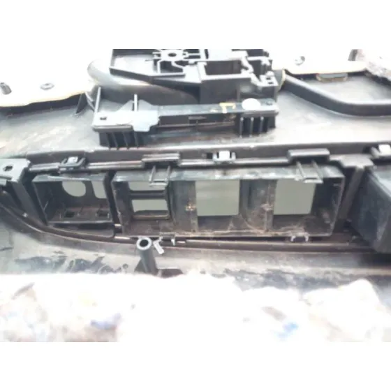 Guarnecido Puerta Delantera Izquierda para Subaru Xv